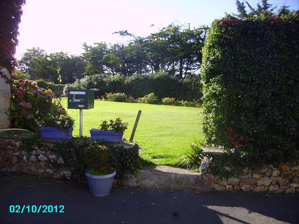 Gite Henanbihen Room photo